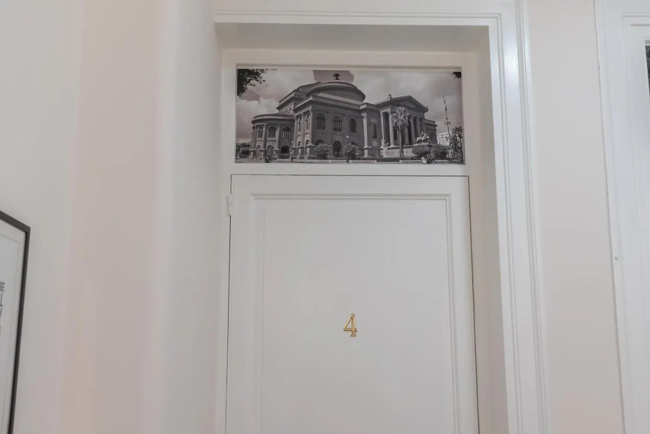 *** Bed & Breakfast Liberty Palace Palermo Italië